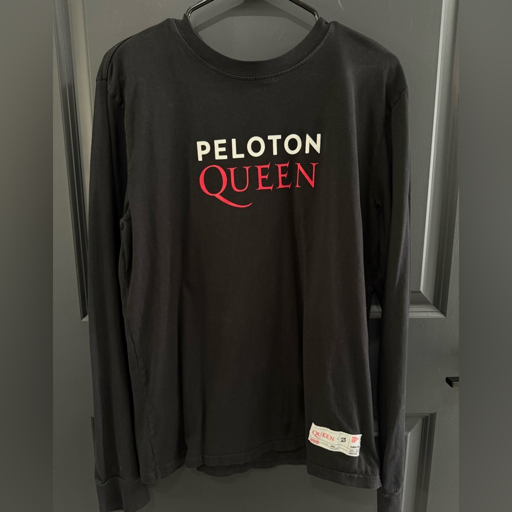 PELOTON LONG SLEEVE QUEEN